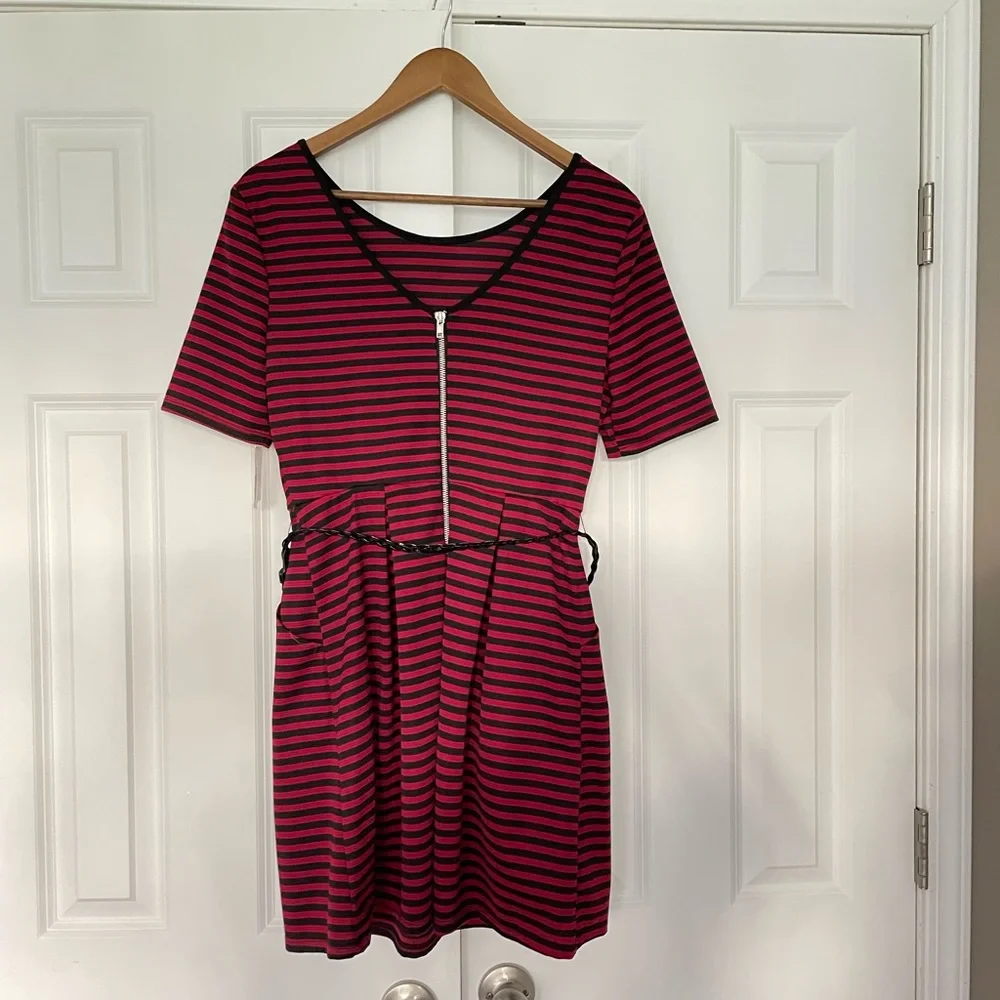 NWT Speechless short sleeved horizontal striped dress